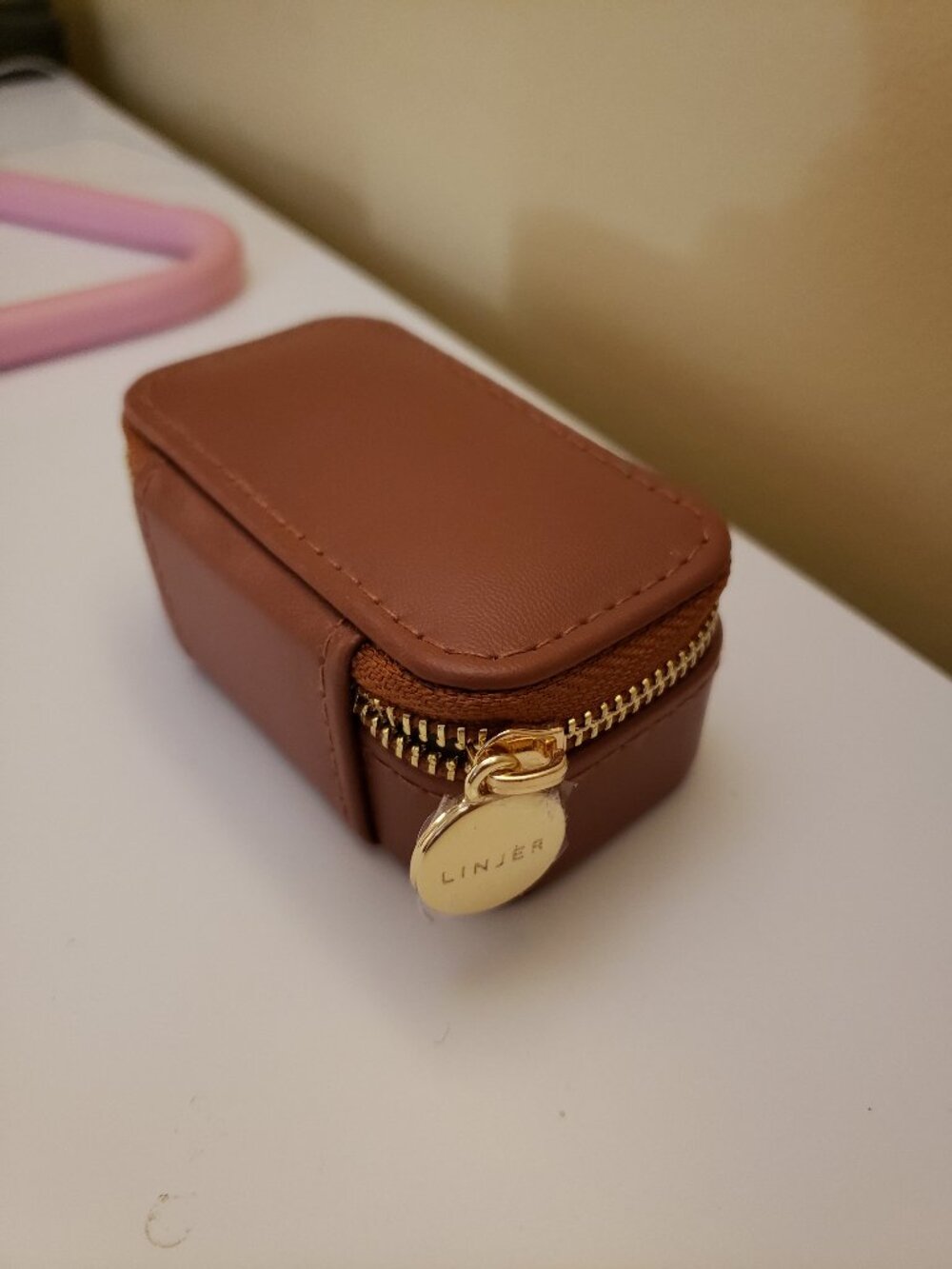 Linjer Mini Travel Jewelry Case - Cognac - Picture 4 of 5
